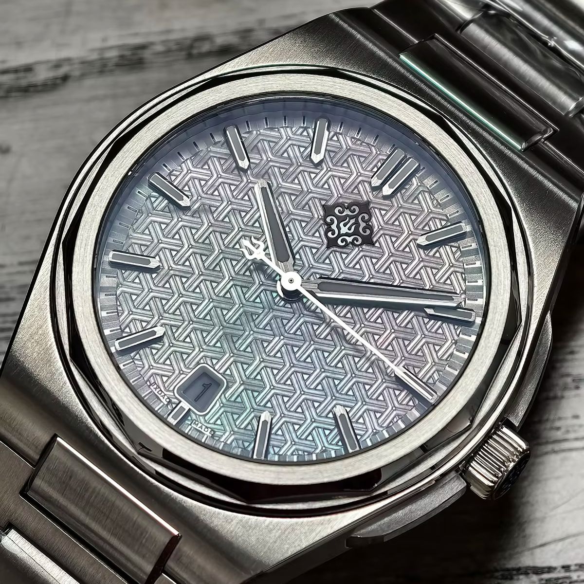 IX&DAO 2026 New Warrior 37mm M - Minute Repeater Watch review and price